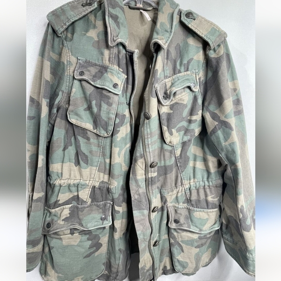 FREE PEOPLE Seize The Day Green Camo Utility Jacket Small - Picture 2 of 9